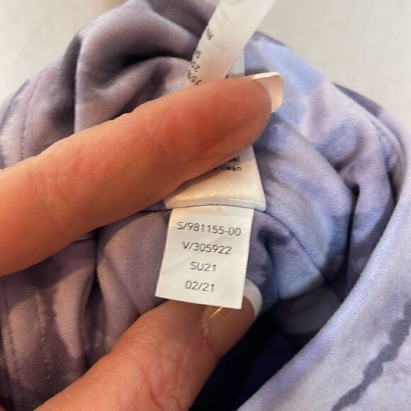 Athleta Elation Tie Dye Capri Leggings. Size XL. - Picture 12 of 12